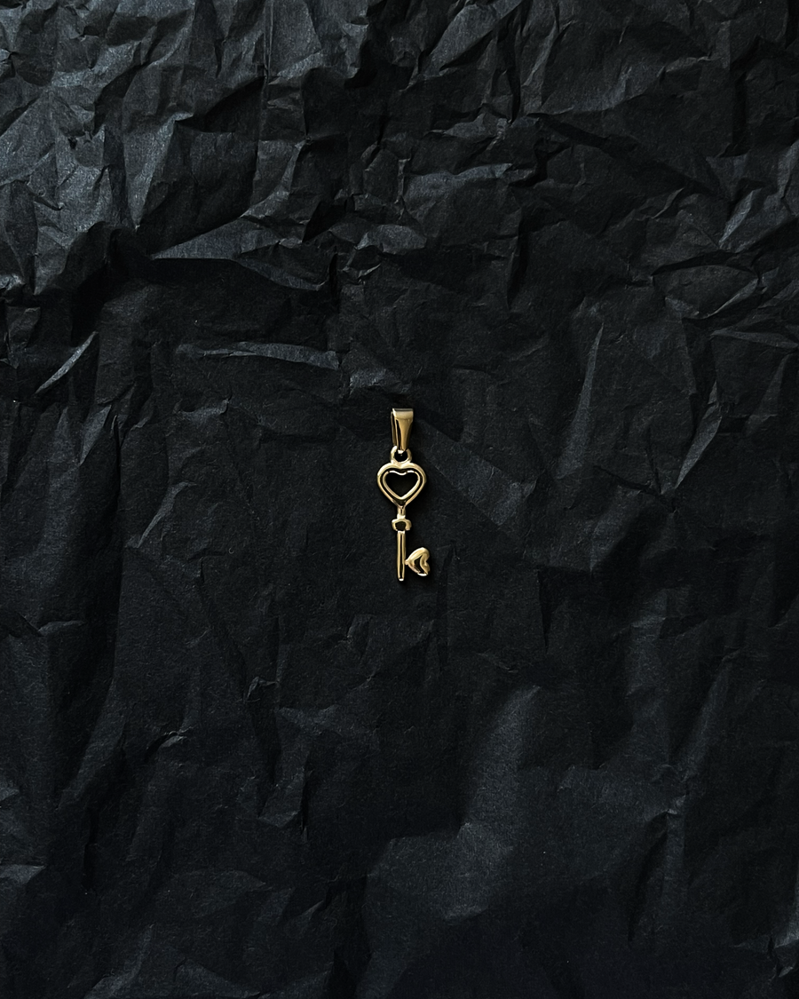 Key To My Heart Charm | 18k Gold Plated