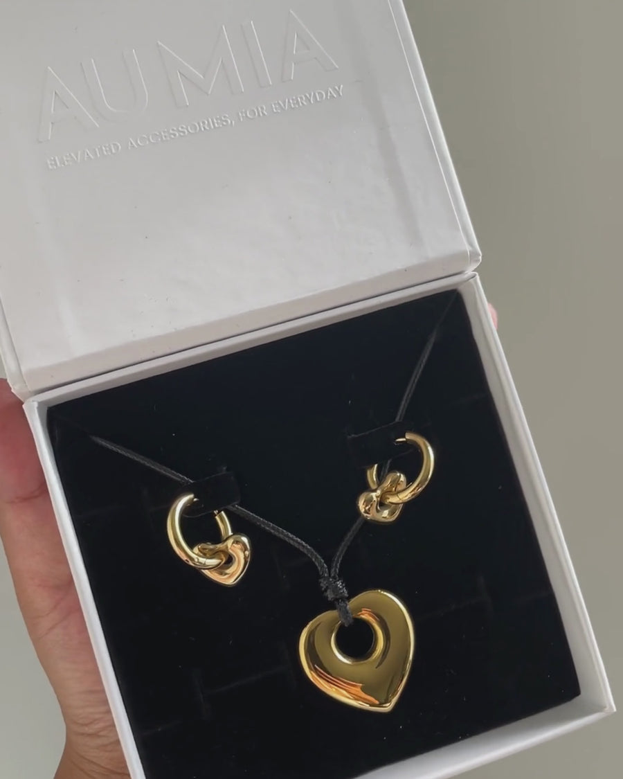 Annie Heart Earrings | 18k Gold Plated